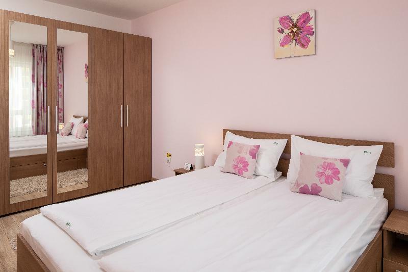 Brasov Holiday Apartments - Magenta Ngoại thất bức ảnh
